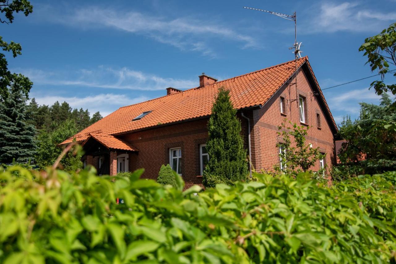 Gosciniec Pod Debem Villa Wilimy Exterior photo